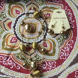 Gold necklace and earrings